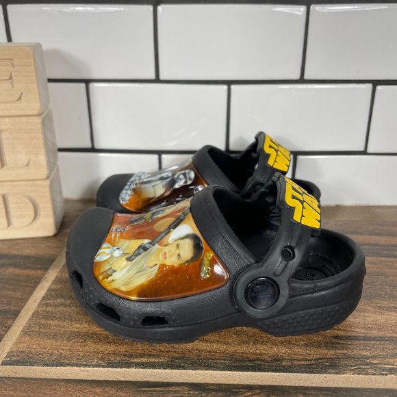 CROCS Classic Star Wars Clog Toddler Boys Size c4/5 Shoes Black Comfort Slip Ons - Picture 1 of 12